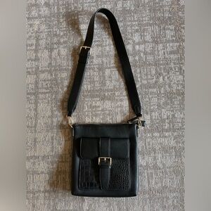 “Espe” crossbody bag.  Black. Vegan.